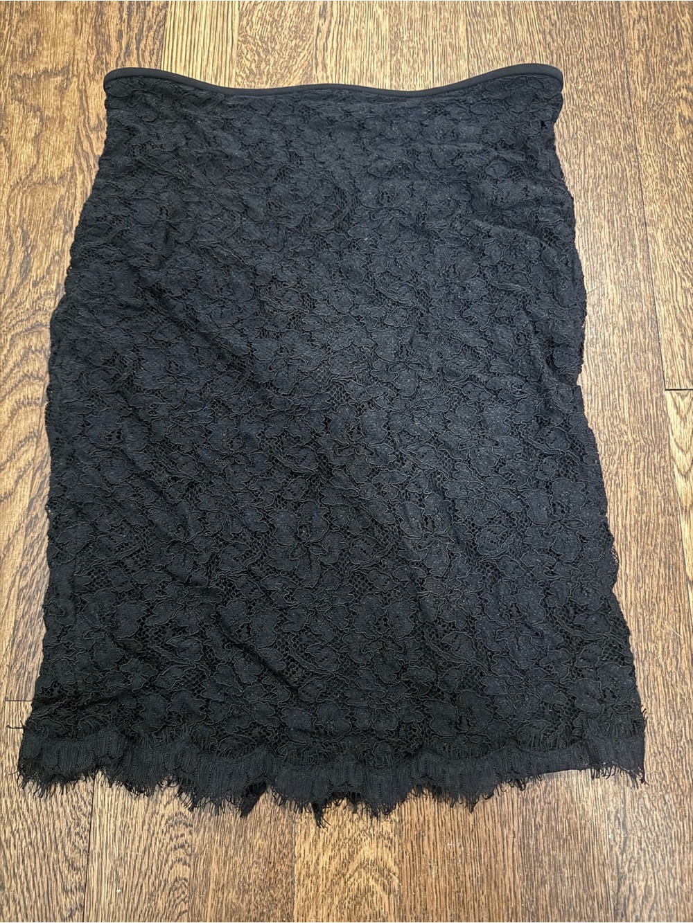 Diane Von Furstenberg DVF Vintage Black Lace Pencil Skirt Size 2